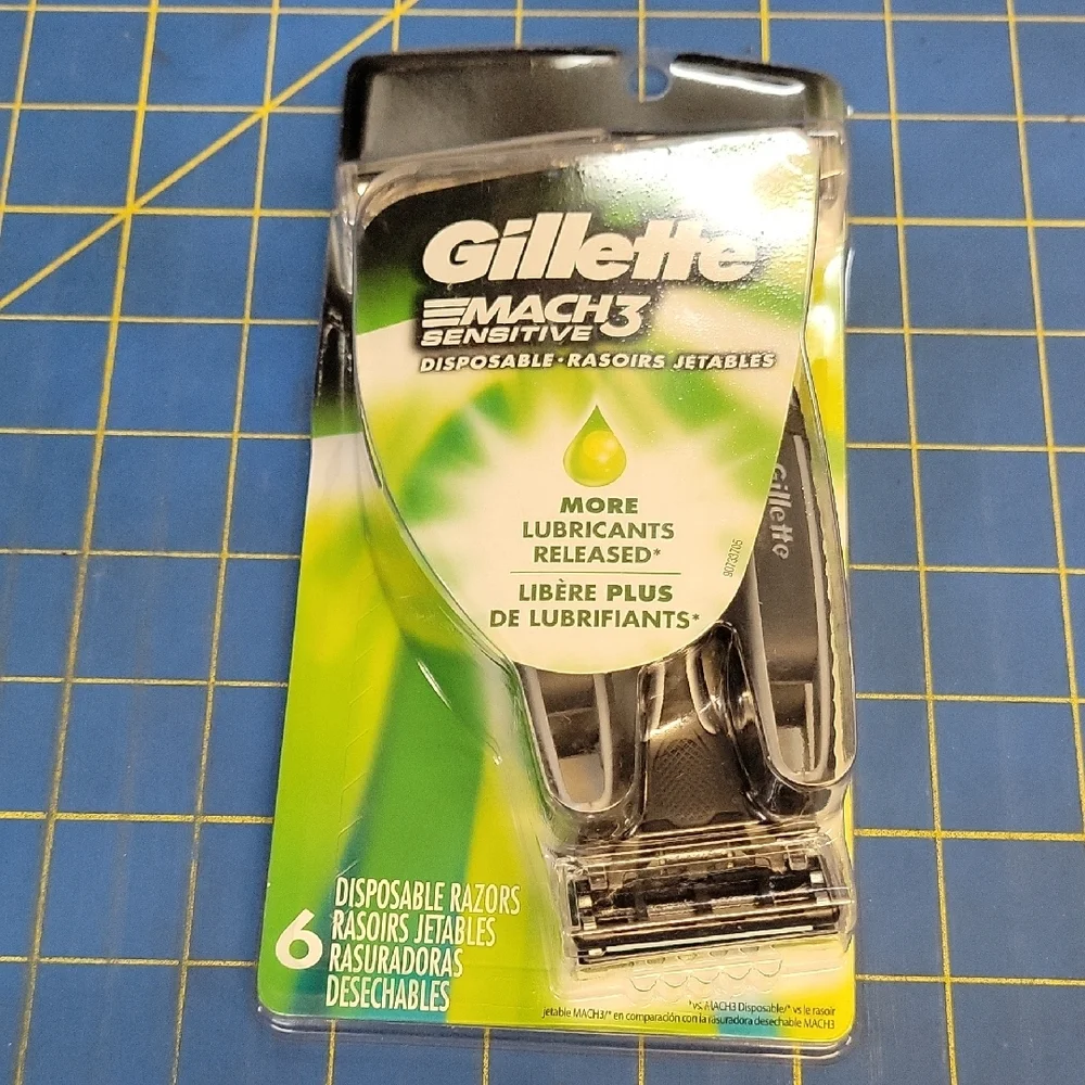 Gillette Mach3 Sensitive Disposable Razors New in Package